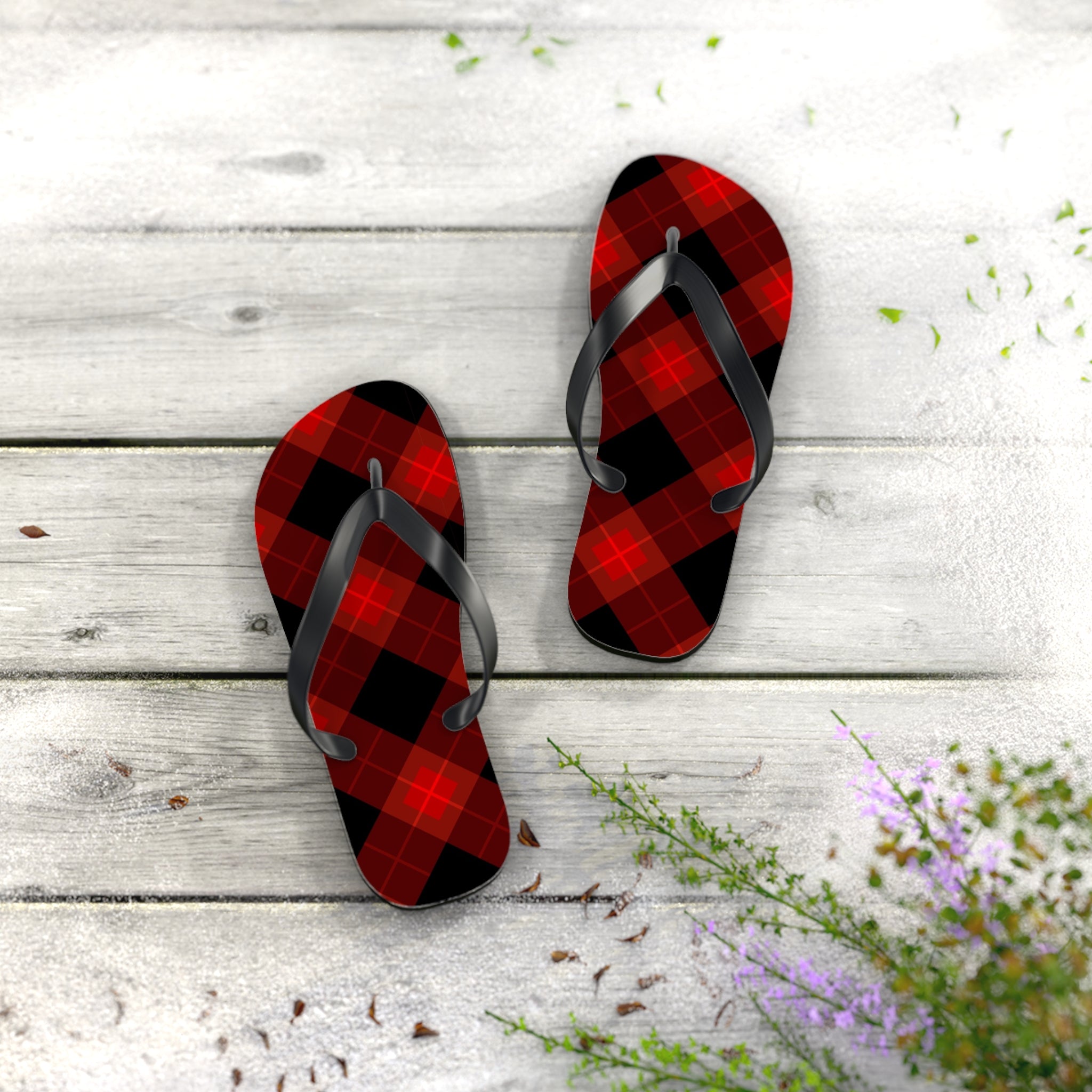 Plaid Red & Black Flip Flops — Buffalo Check Summer Sandals